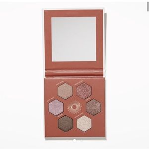 Sandbar Beauty Nomad eyeshadow palette NEW